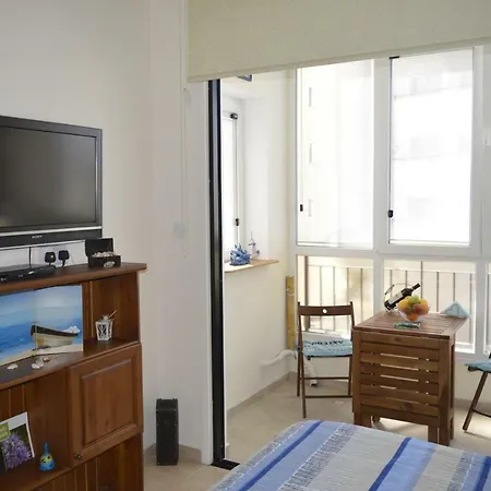 Montehugh * Ларнака